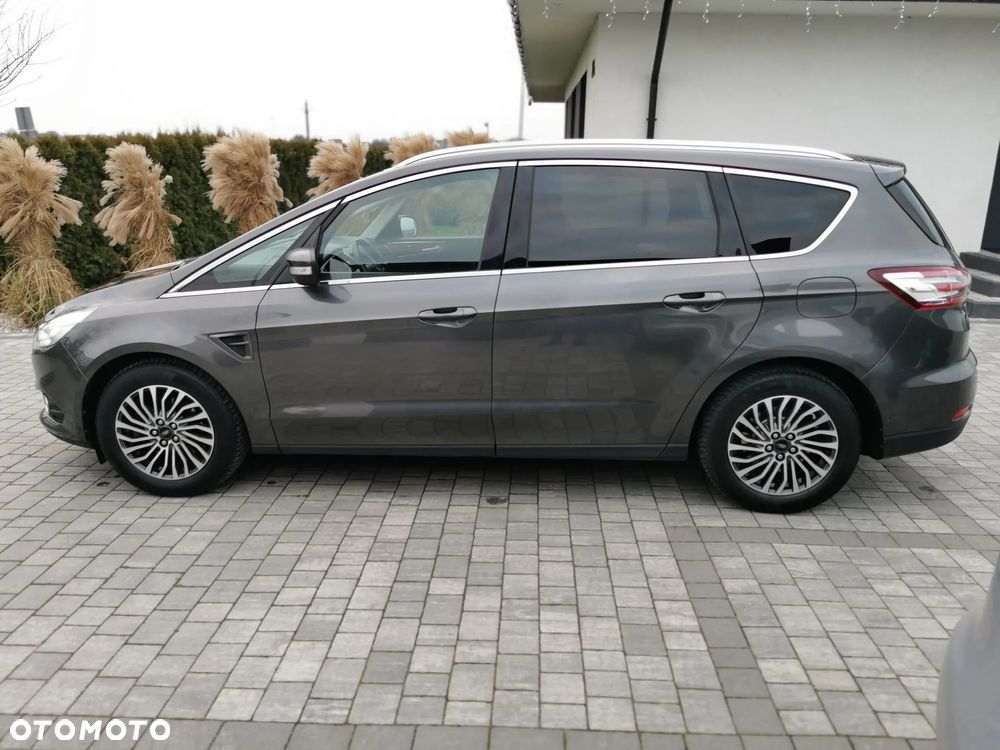 Ford S-Max 2.0 TDCi Titanium PowerShift - 4