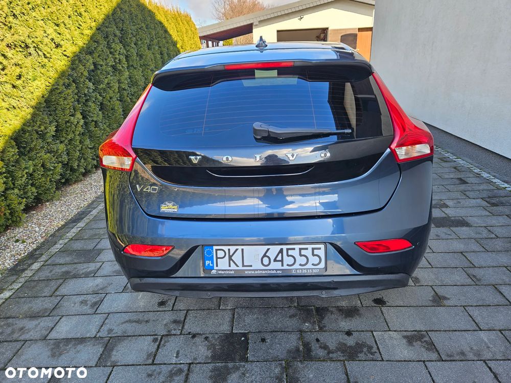 Volvo V40 D2 - 4