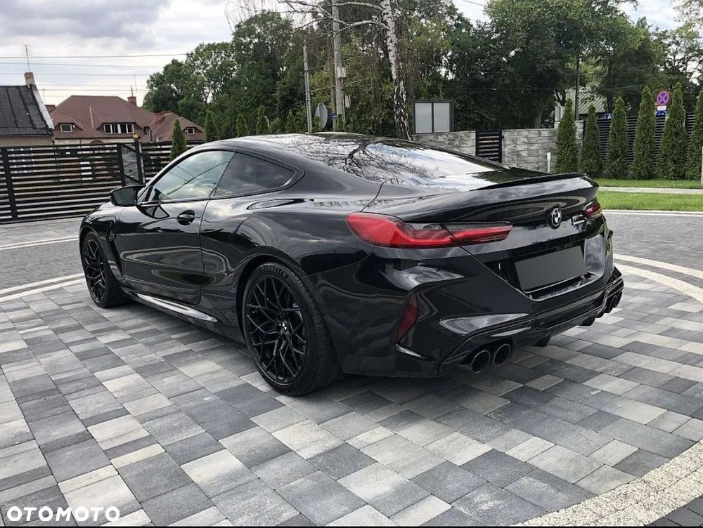 BMW M8 - 4