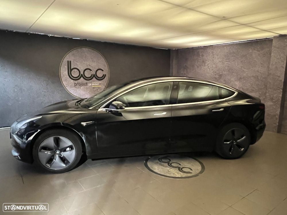 Tesla Model 3 Standard Range Plus RWD - 4