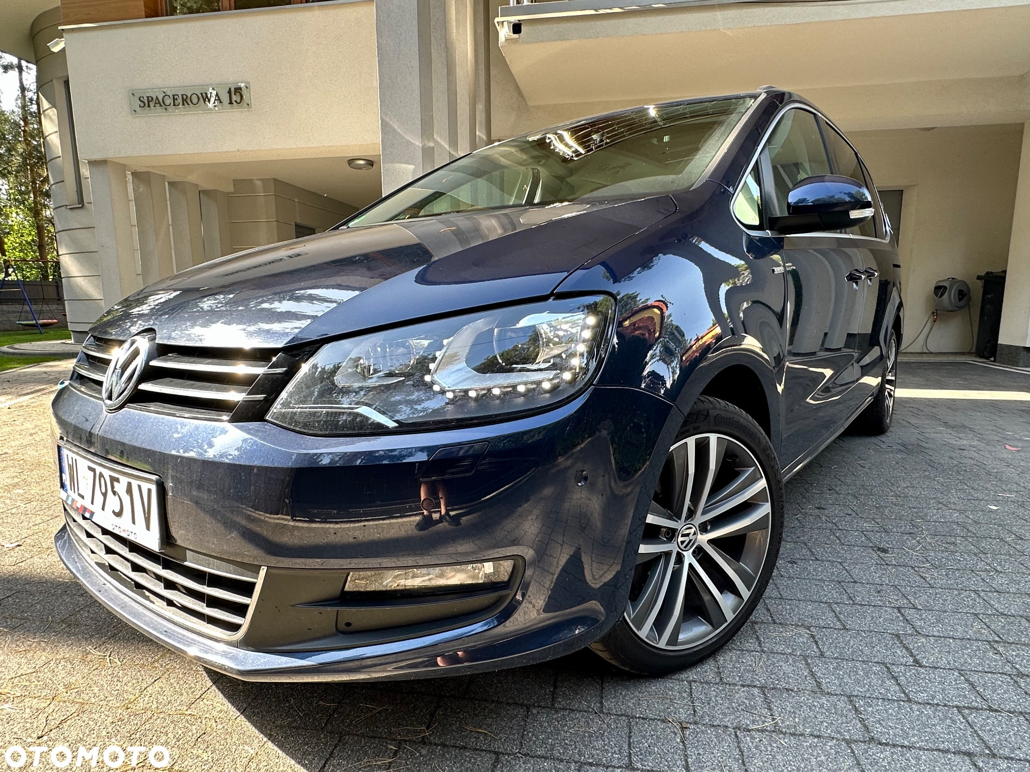 Volkswagen Sharan 2.0 TSI DSG Life - 5