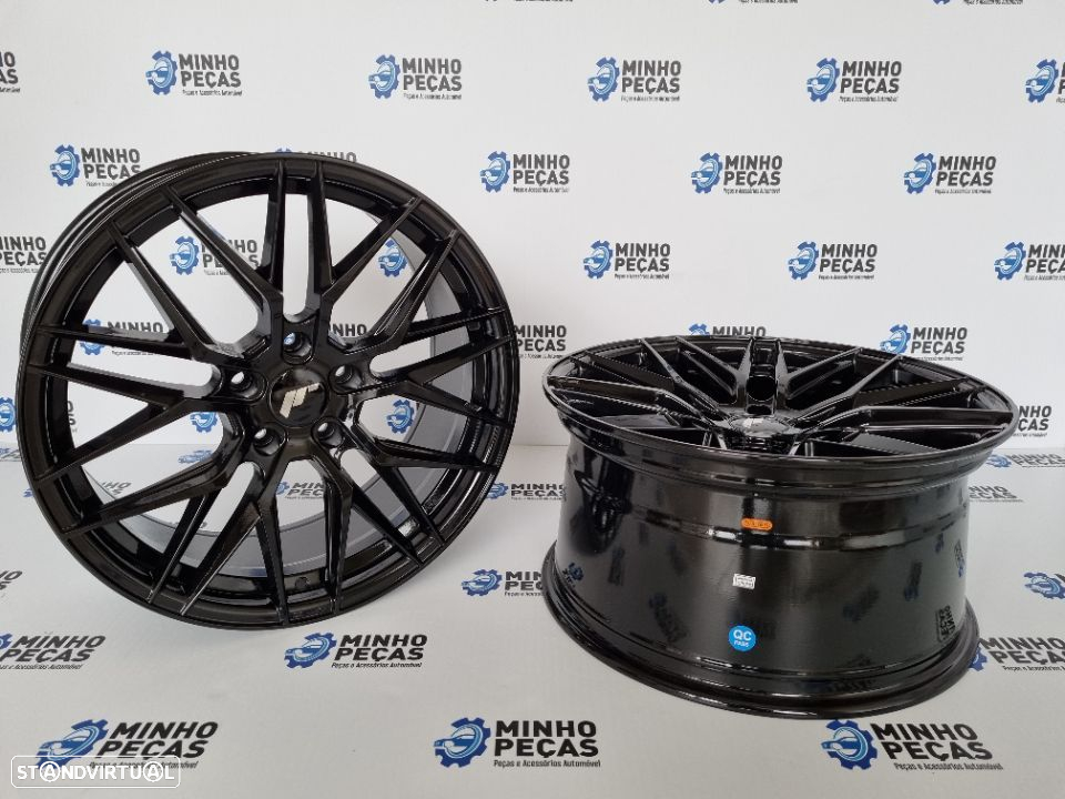 Jantes Japan Racing (JR28) em 19 Gloss Black - 4