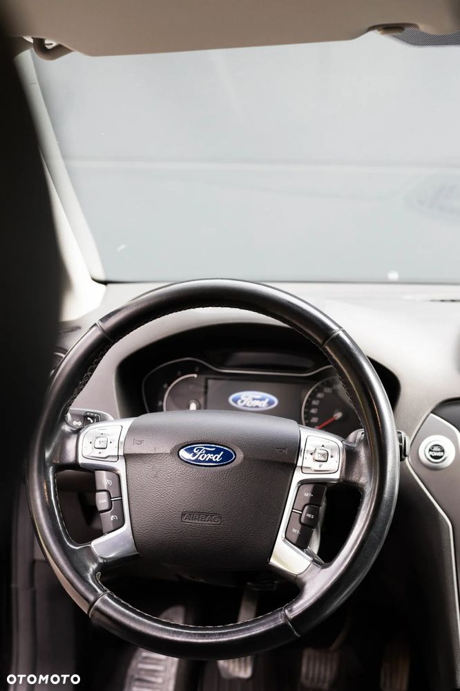 Ford Mondeo 1.6 TDCi ECOnetic Start-Stopp Ambiente - 11