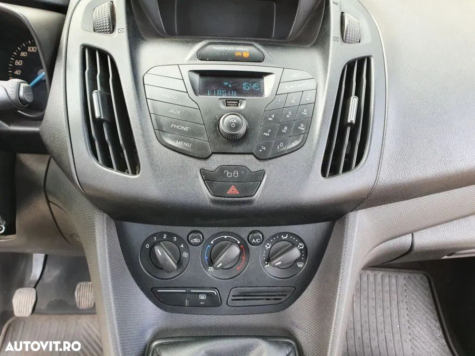Ford Tourneo Connect - 14