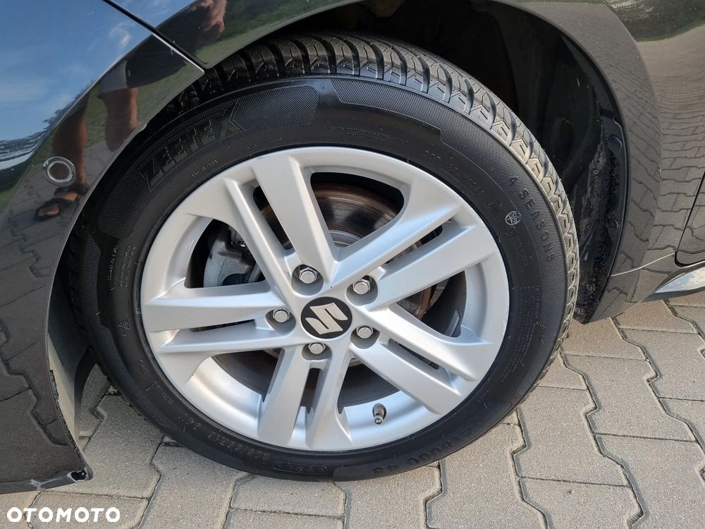 Suzuki Swace 1.8 Hybrid Premium Plus CVT - 27