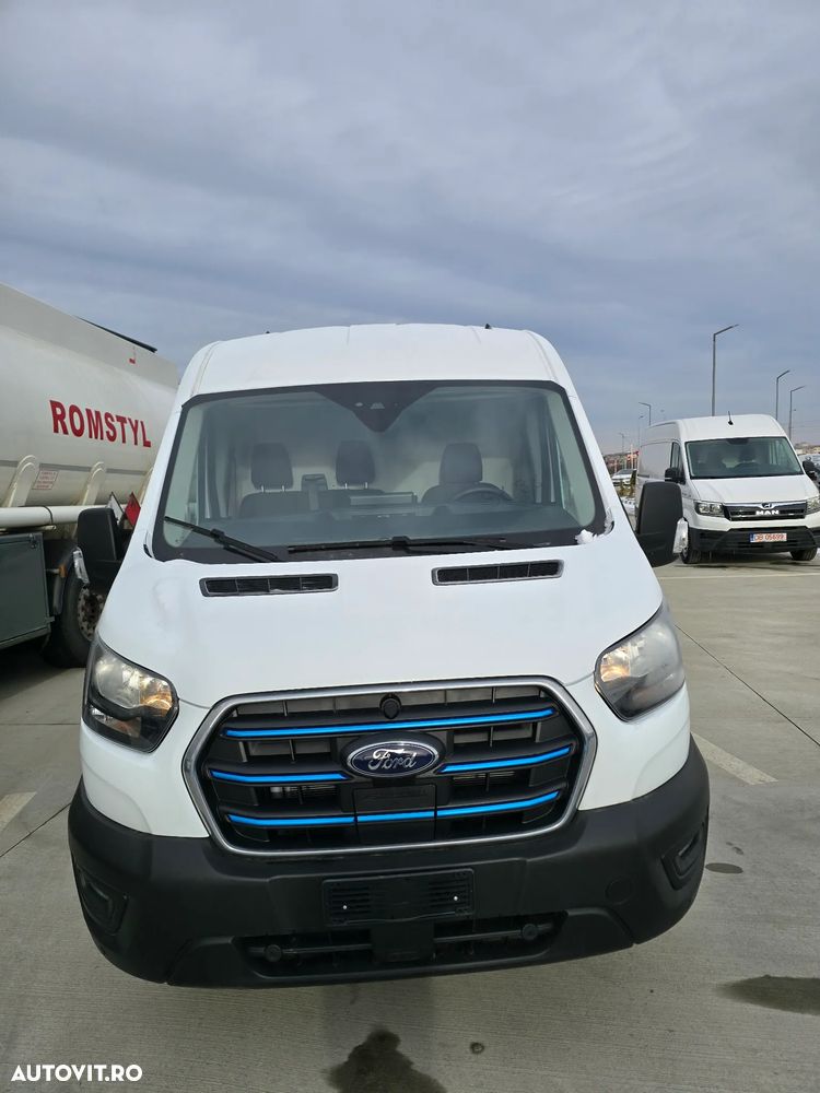 Ford Transit - 3