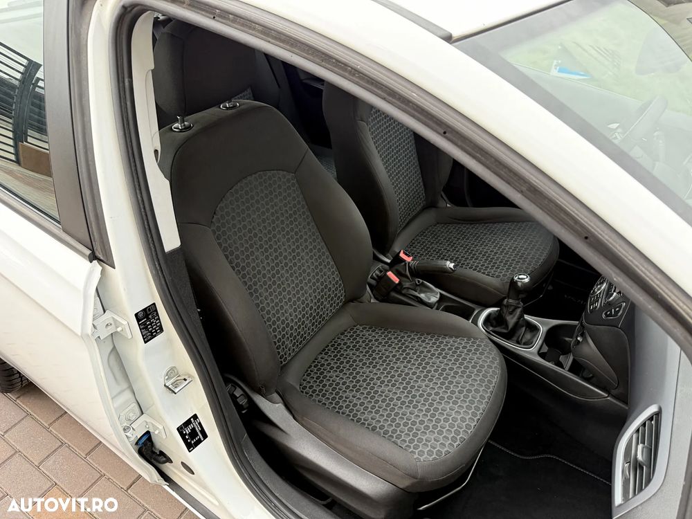 Opel Corsa 1.2 TWINPORT ECOTEC Enjoy - 9