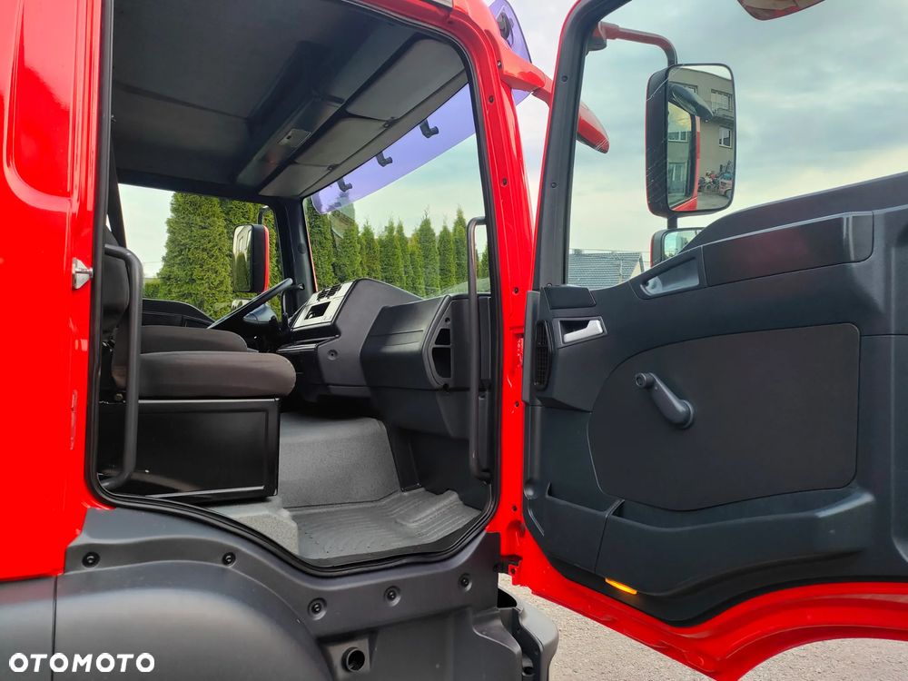 MAN TGM 18.240/ 15.240 TGL 12.240/12.250 AXOR ATEGO Mercedes LE - 15