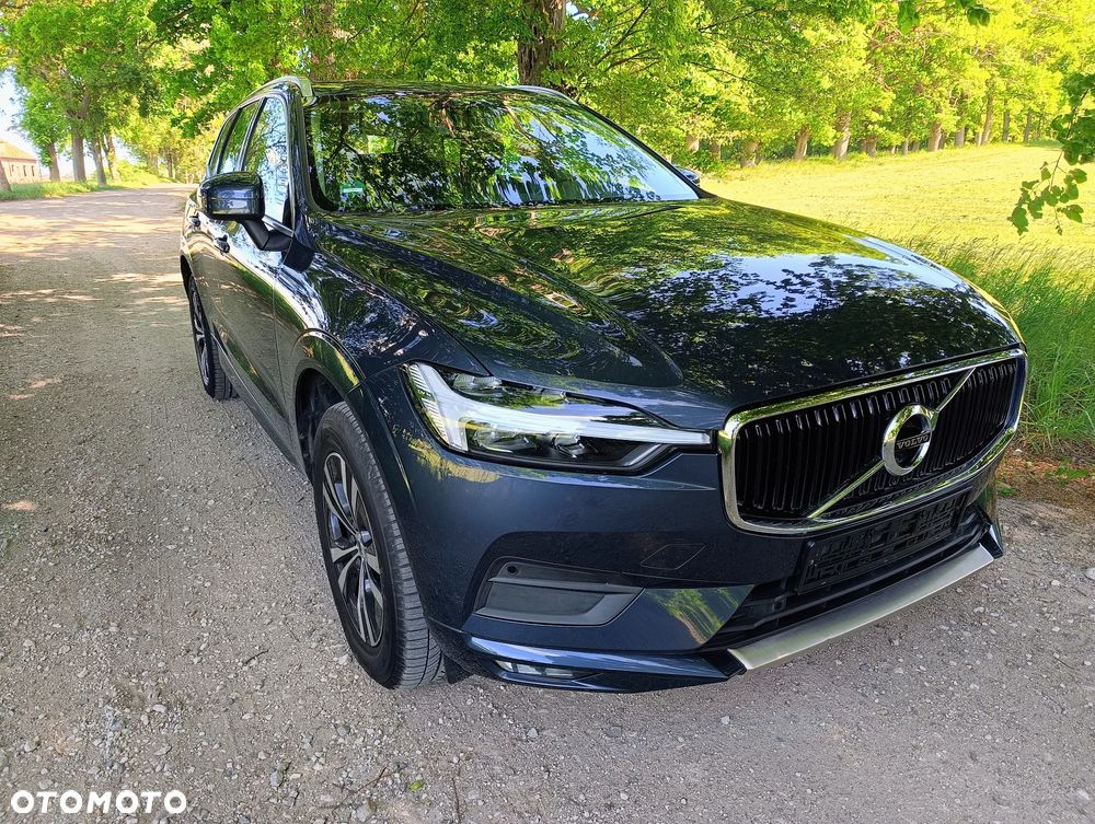 Volvo XC 60 B4 B Geartronic Momentum Pro - 1