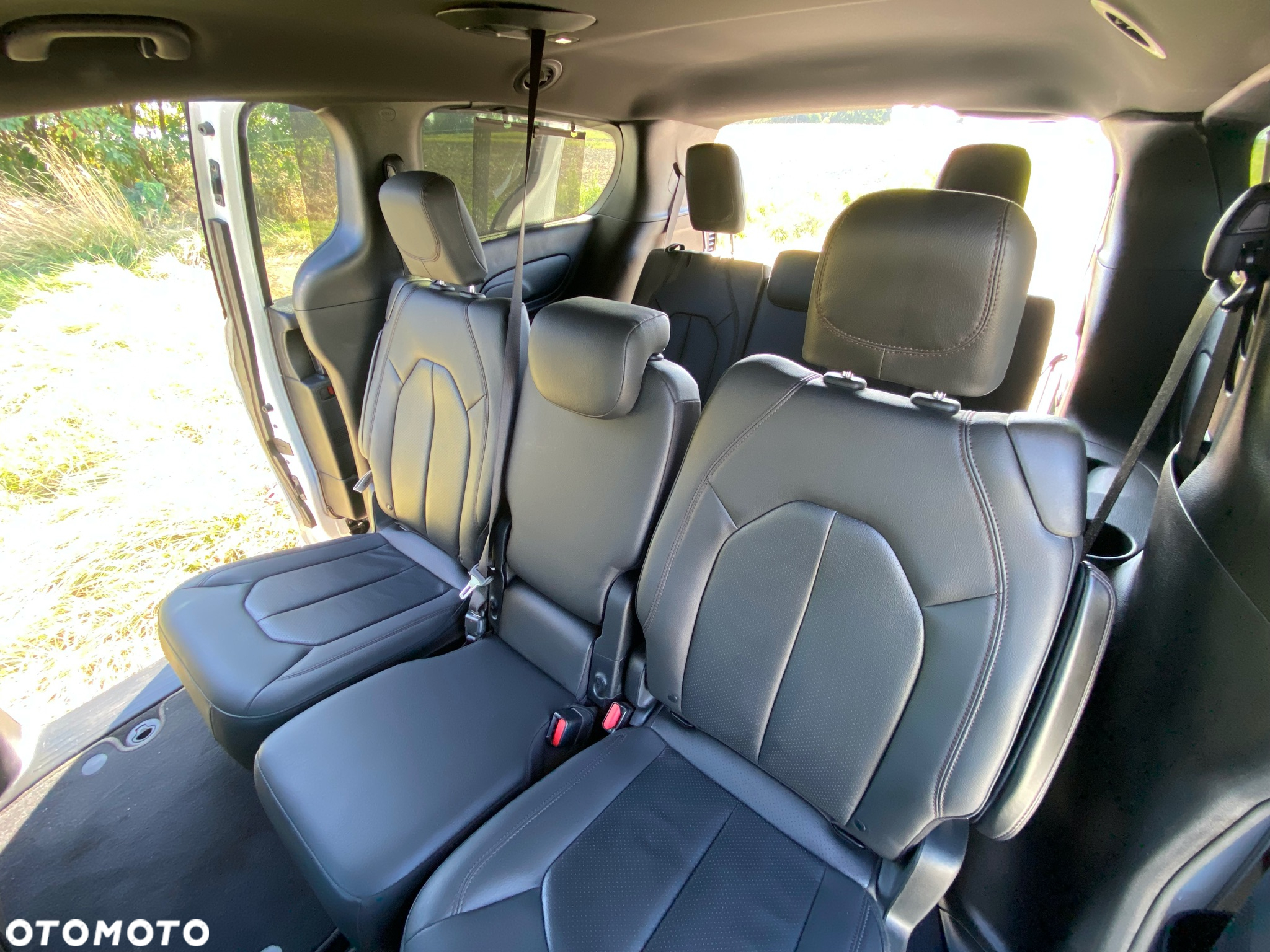 Chrysler Pacifica - 19