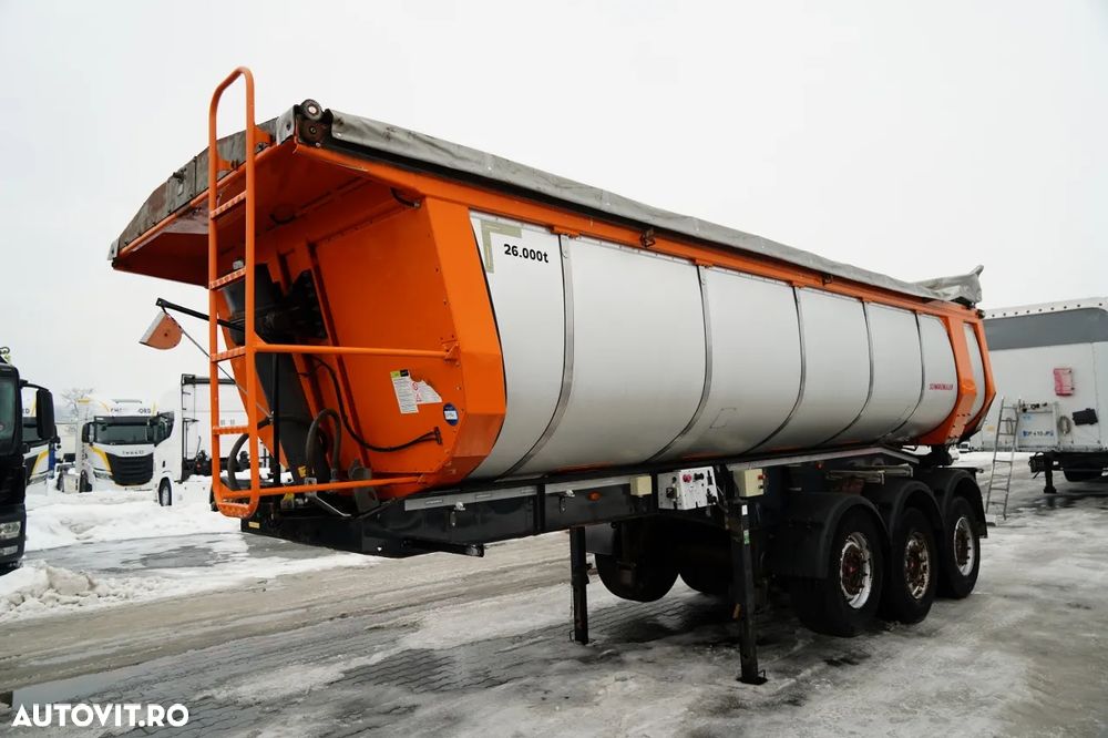 Schwarzmuller BASCĂLĂTOR TERMIC / PENTRU ASFALT / 25 m³ / BACĂLĂTOR / AXĂ RIDICATĂ / SAF / PRELATĂ ELECTRICĂ - 2