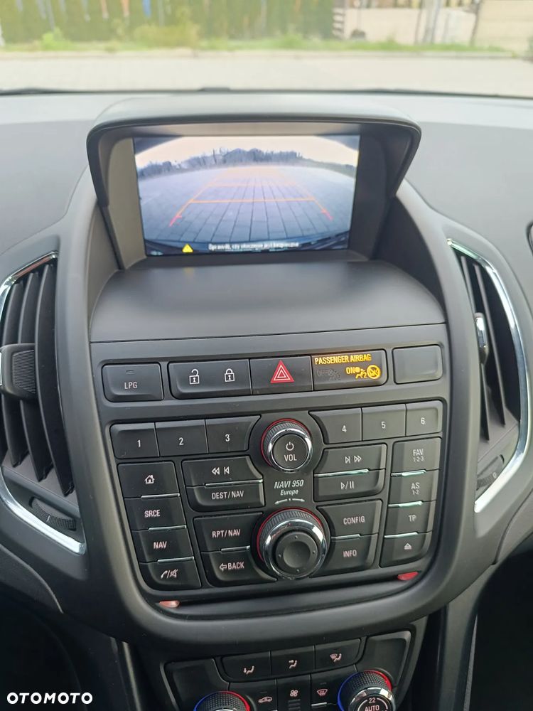 Opel Zafira Tourer 1.4 Turbo Edition - 28