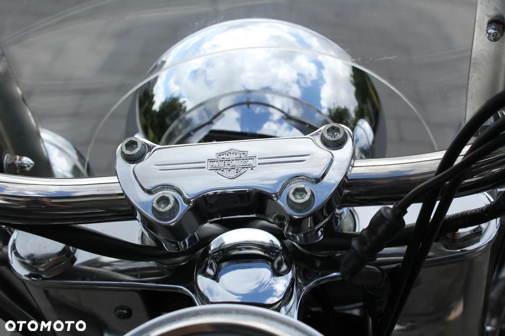 Harley-Davidson Softail Heritage Classic - 24