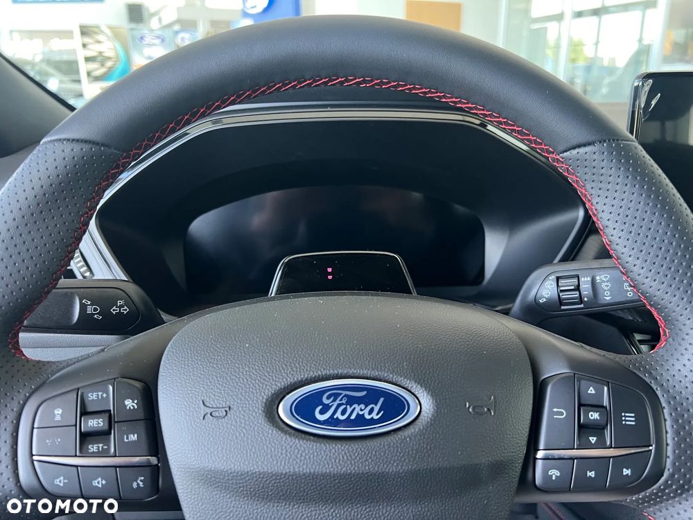 Ford Kuga - 11