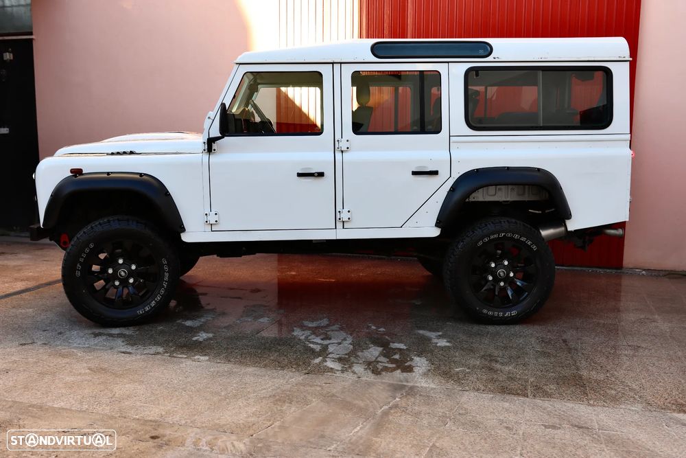 Land Rover Defender 110 DPF Adventure - 9