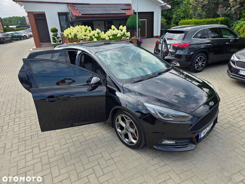 Ford Focus - 39