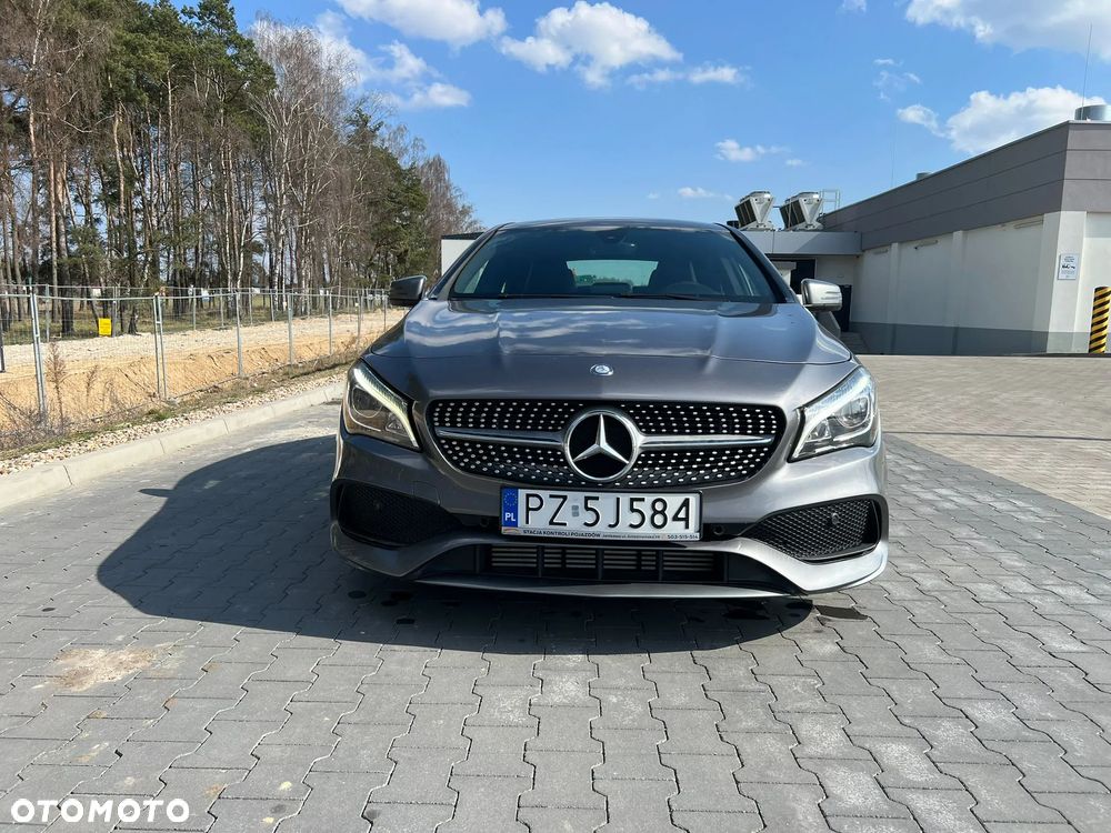 Mercedes-Benz CLA 250 7G-DCT - 8