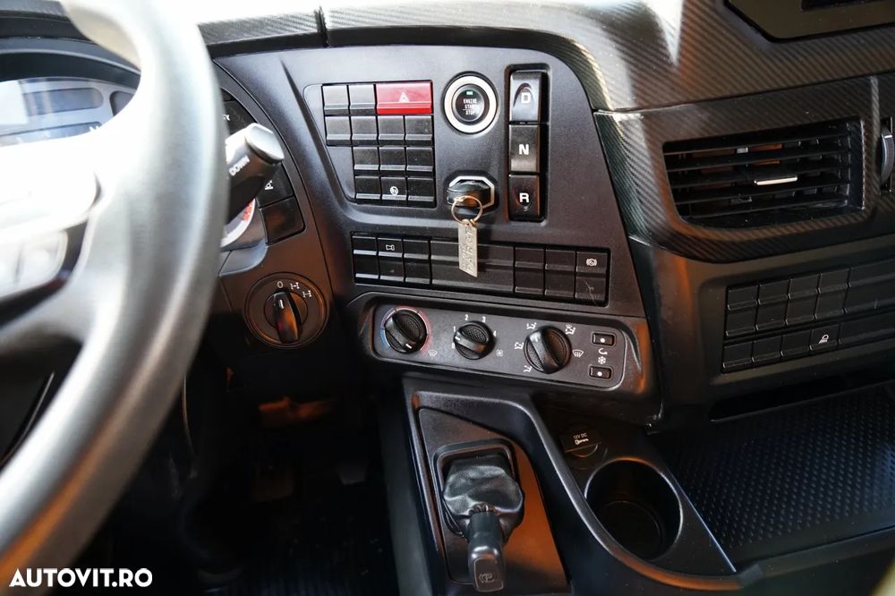 Iveco X-WAY 420 / 8X4 / 9 MIXER CUBIC / SCHWING STETTER / AUTOMAT / EURO 6 - 30