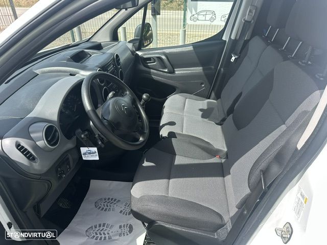 Citroën BERLINGO 3 LUGARES 100 CV - 12