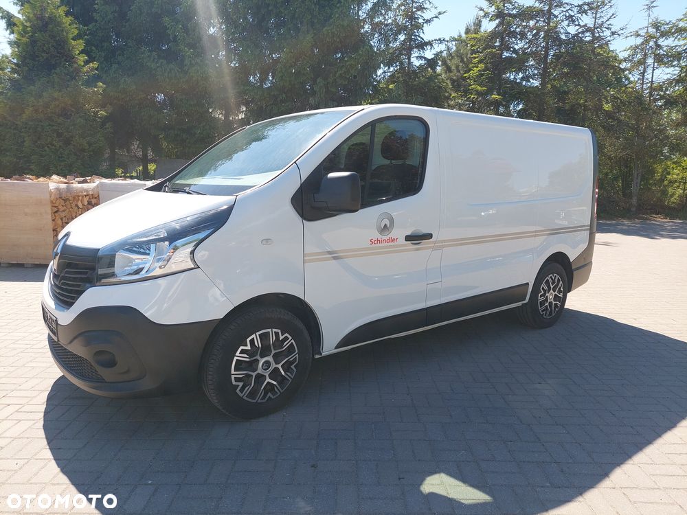Renault Trafic warsztat - 17