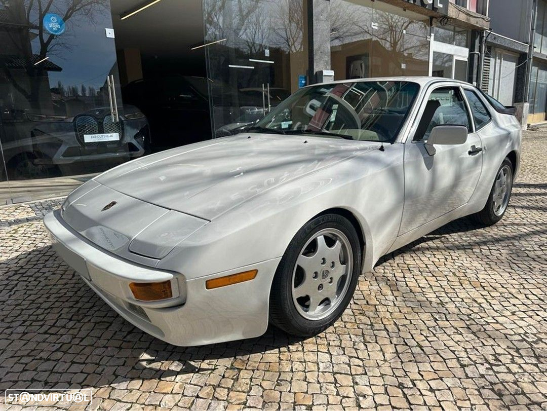 Porsche 944 Standard - 3