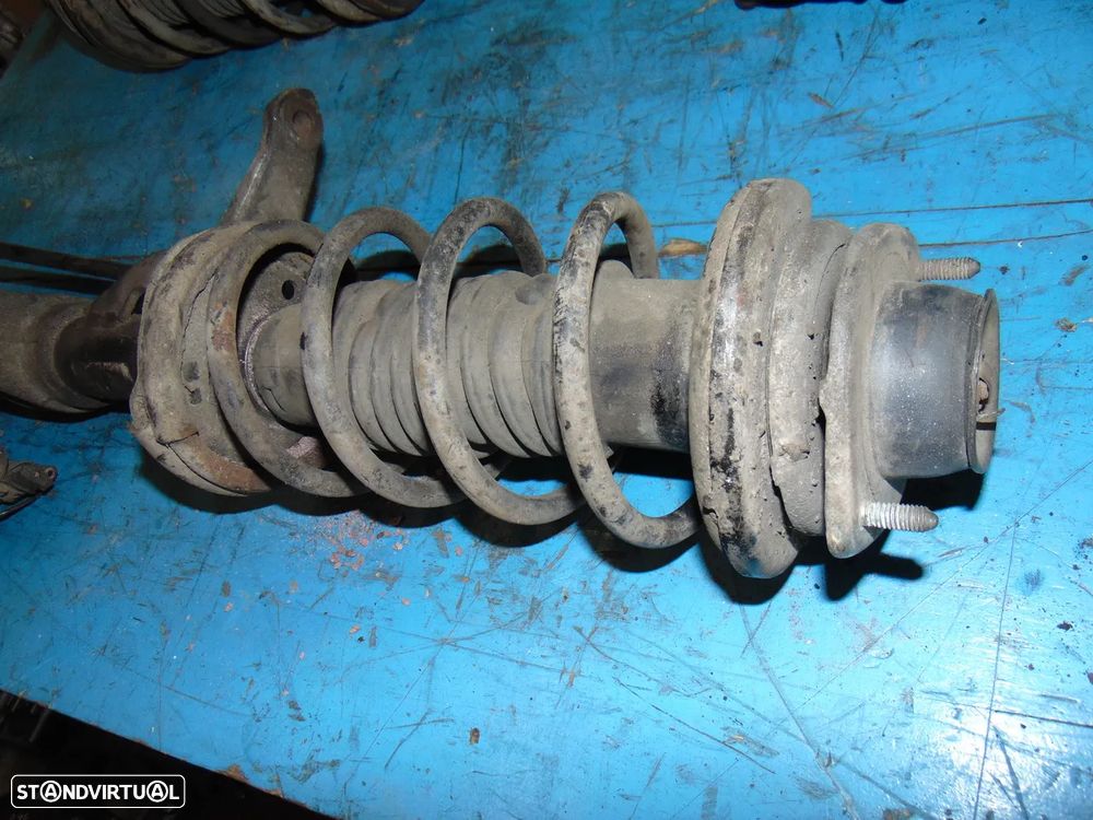 Citroen AX GTI torres suspensão - 3