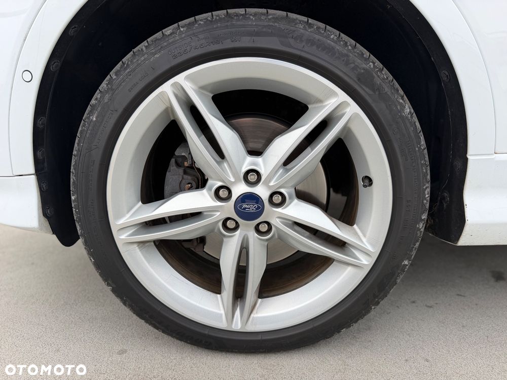 Ford Kuga 2015
