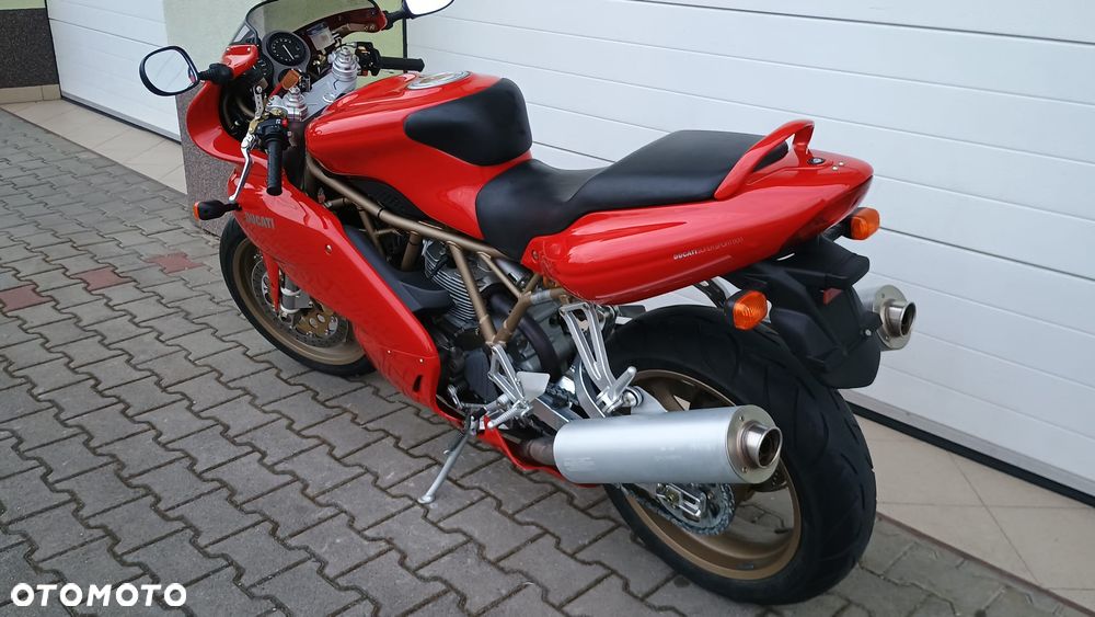 Ducati 900 - 9