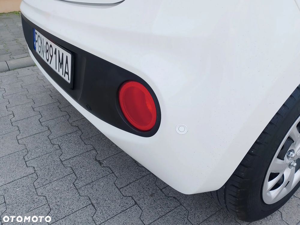 Hyundai i10 - 21