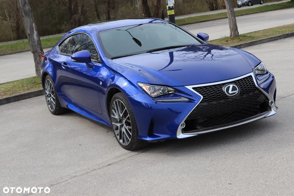 Lexus RC F Carbon - 3