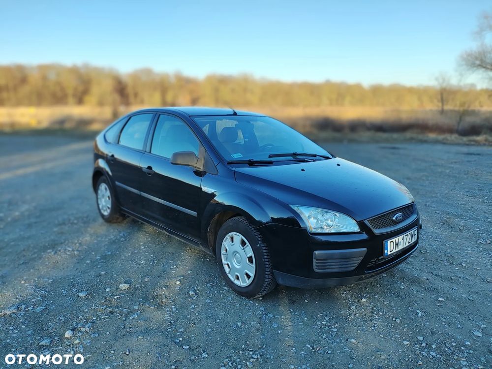Ford Focus 1.6 Ambiente - 3