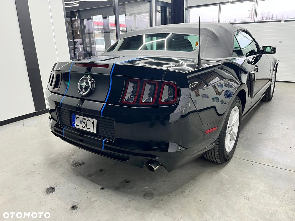 Ford Mustang 3.7 V6 - 8