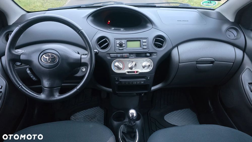 Toyota Yaris 1.3 Edition - 10