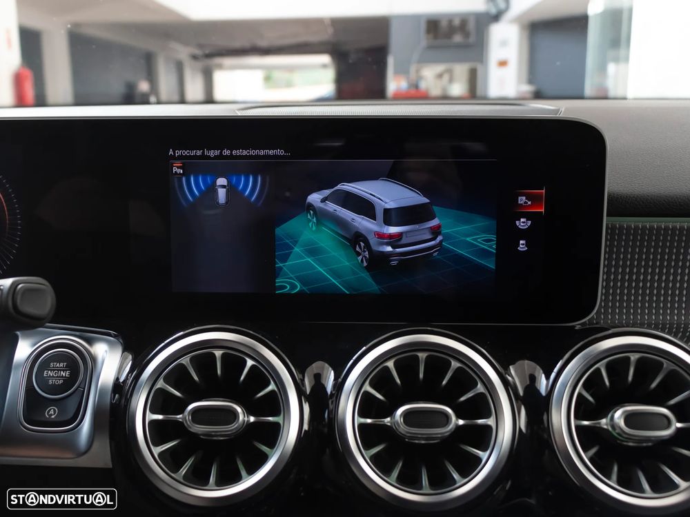 Mercedes-Benz GLB 200 d Progressive - 35