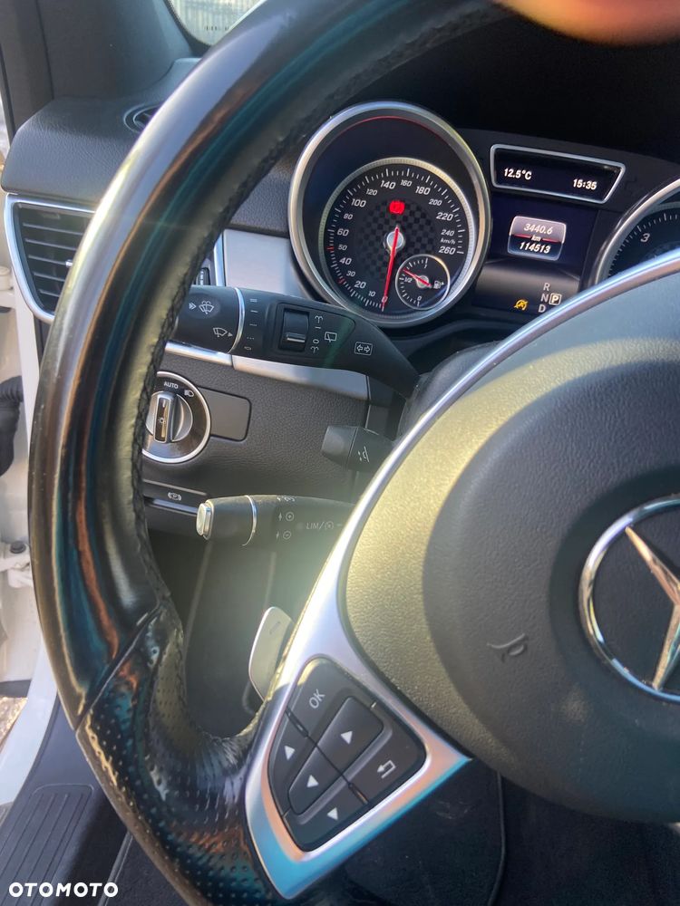 Mercedes-Benz GLE 350 d 4Matic 9G-TRONIC AMG Line - 16