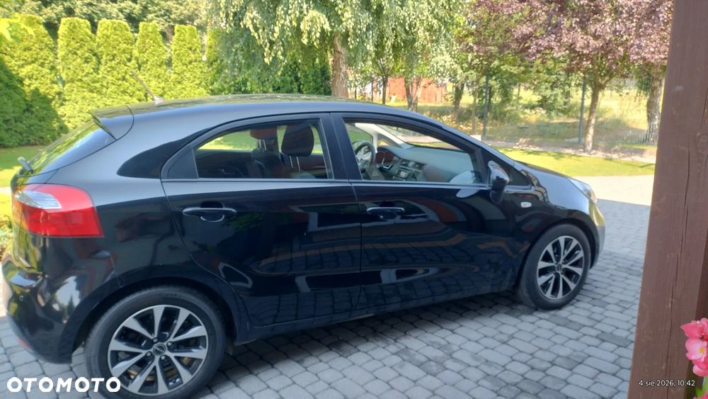 Kia Rio 1.2 Dream Team Edition - 6