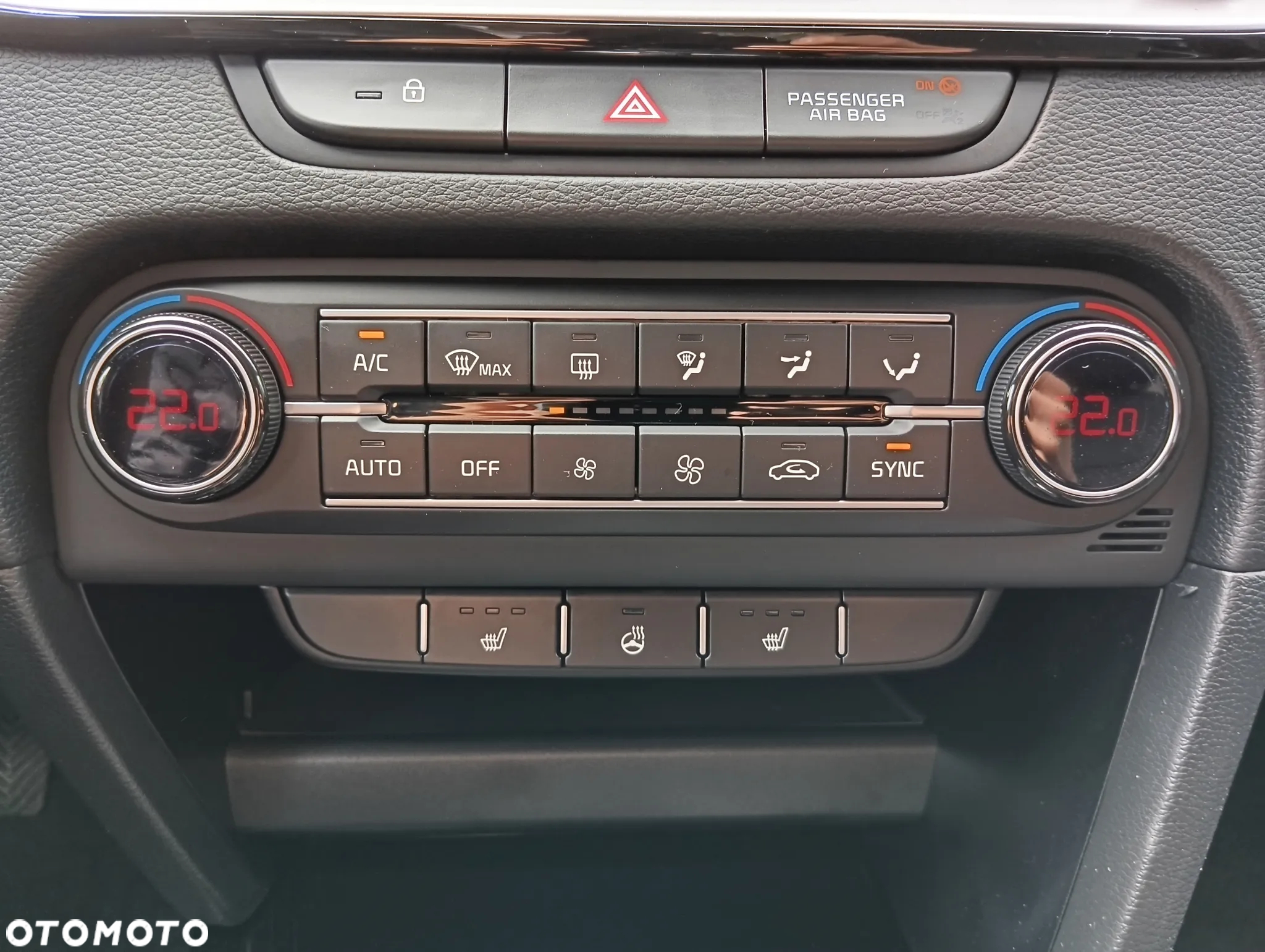 Kia Ceed - 21