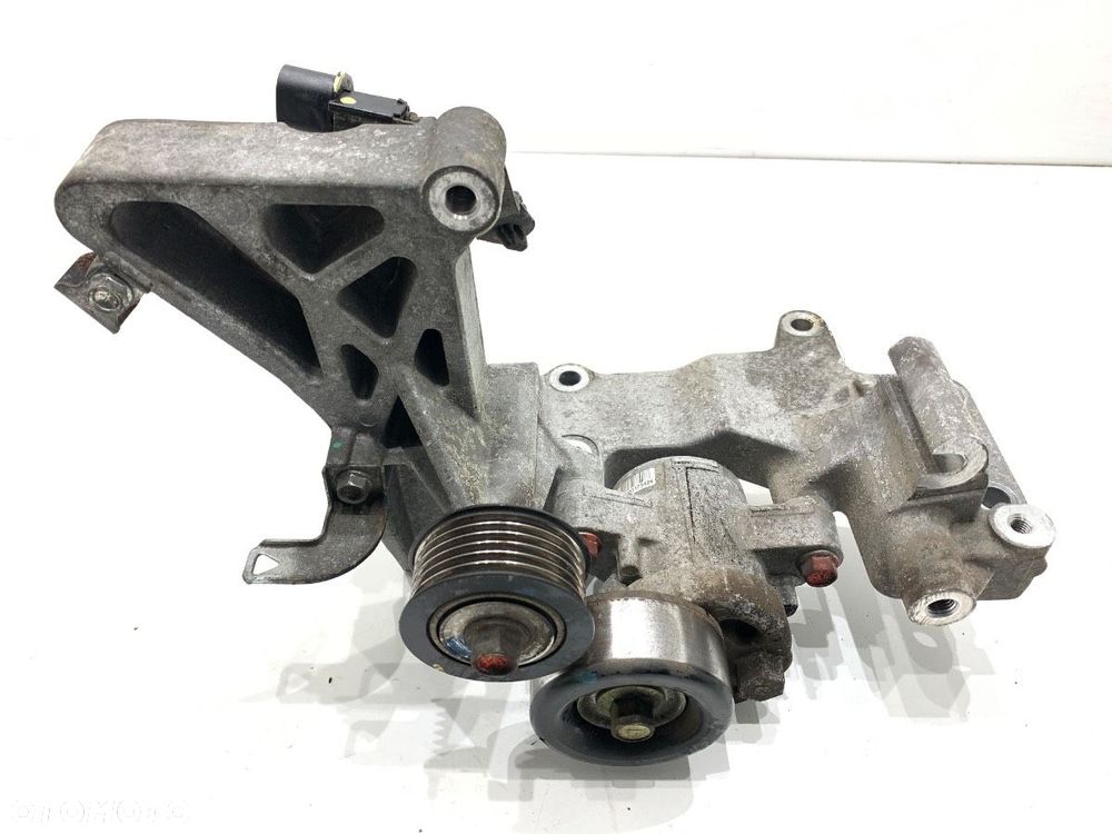 ŁAPA MOCOWANIA ALTERNATORA  MITSUBISHI OUTLANDER III (GG_W, GF_W, ZJ, ZL, ZK) 2010 - 2022 2.0 4WD - 1