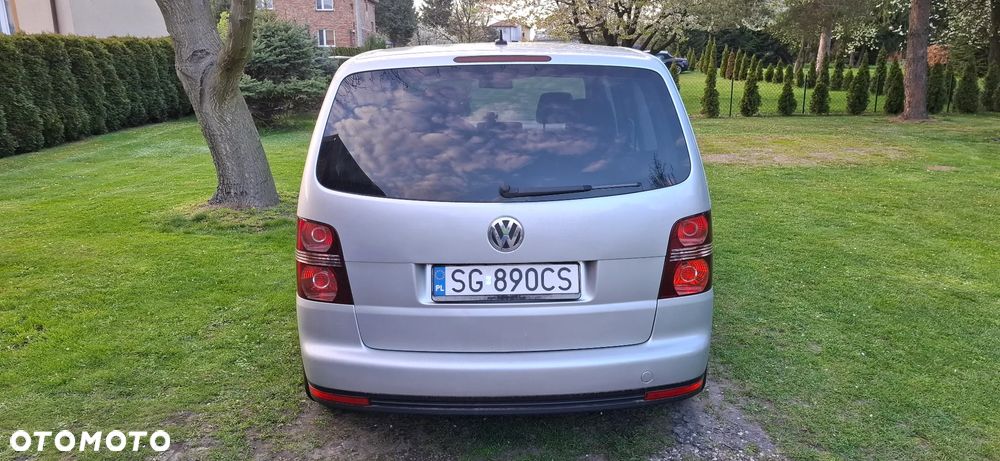 Volkswagen Touran 1.9 TDI DPF Conceptline - 26