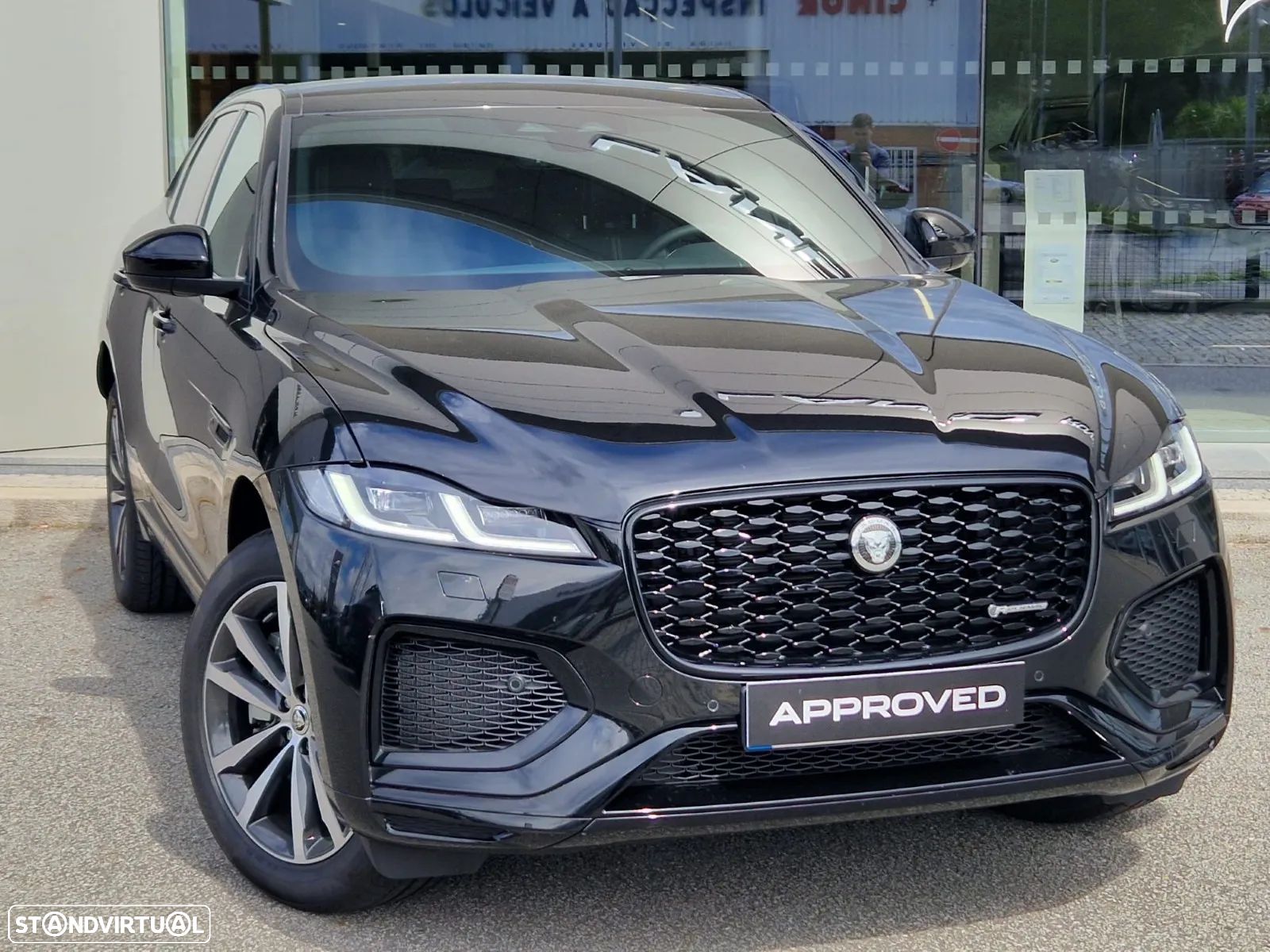 Jaguar F-Pace 2.0 P400e AWD R-Dynamic S - 1