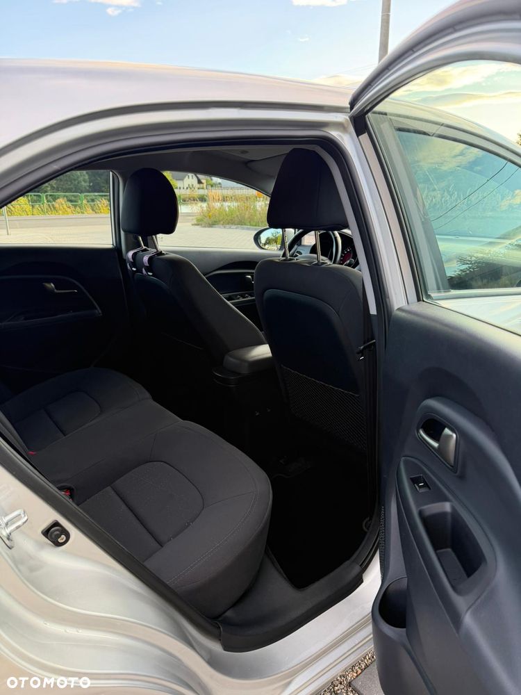 Kia Rio 1.4 Spirit - 12