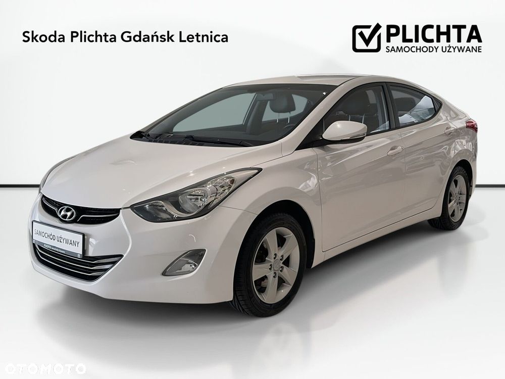 Hyundai Elantra 1.6 Classic + - 1