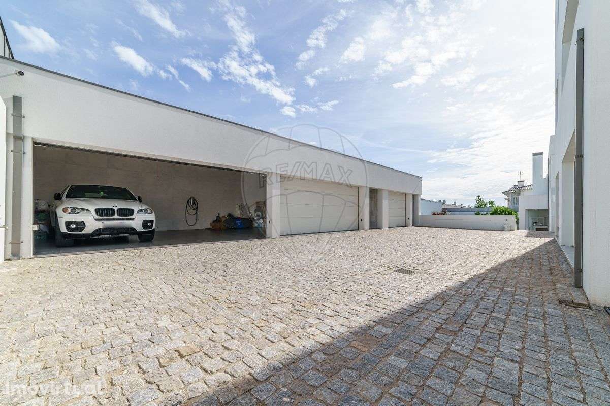 Moradia T7 para venda - Grande imagem: 3/50