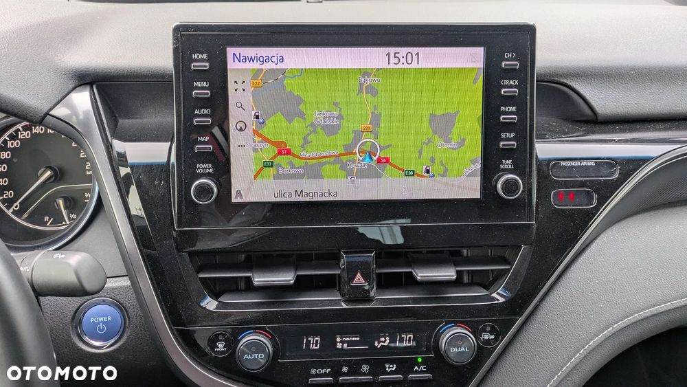 Toyota Camry 2.5 Hybrid Prestige CVT - 11