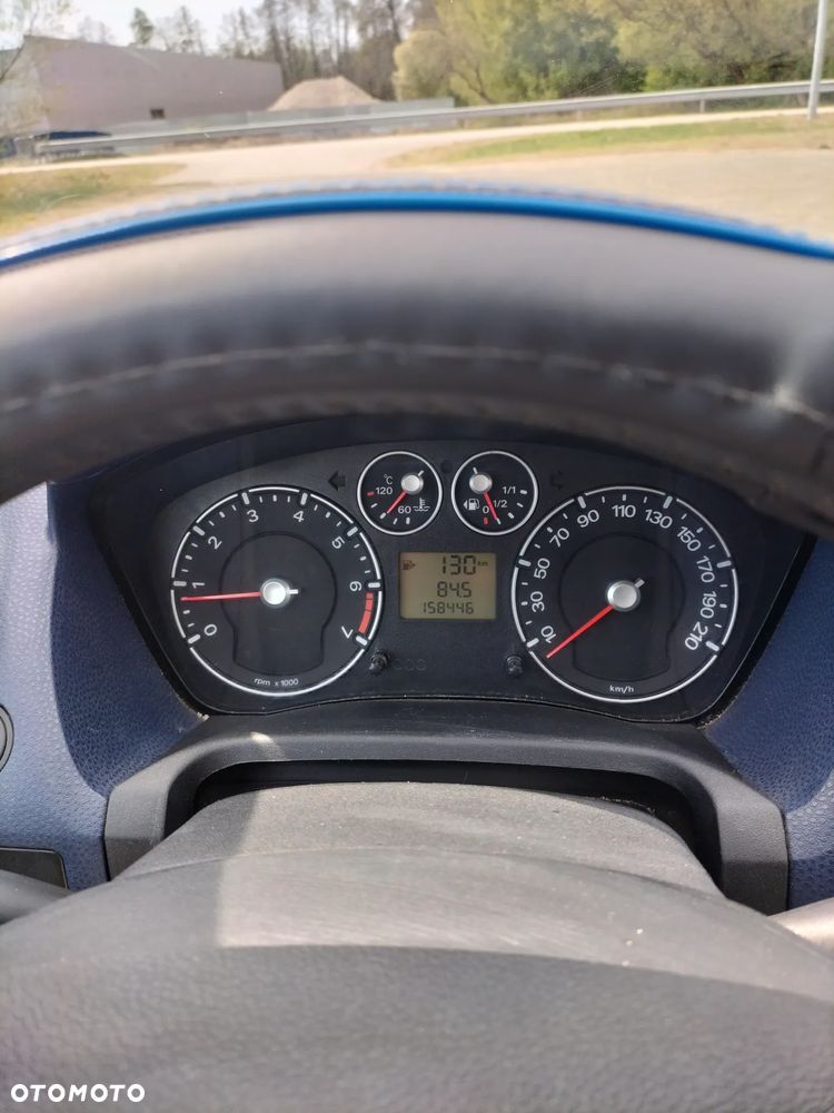 Ford Fiesta - 8