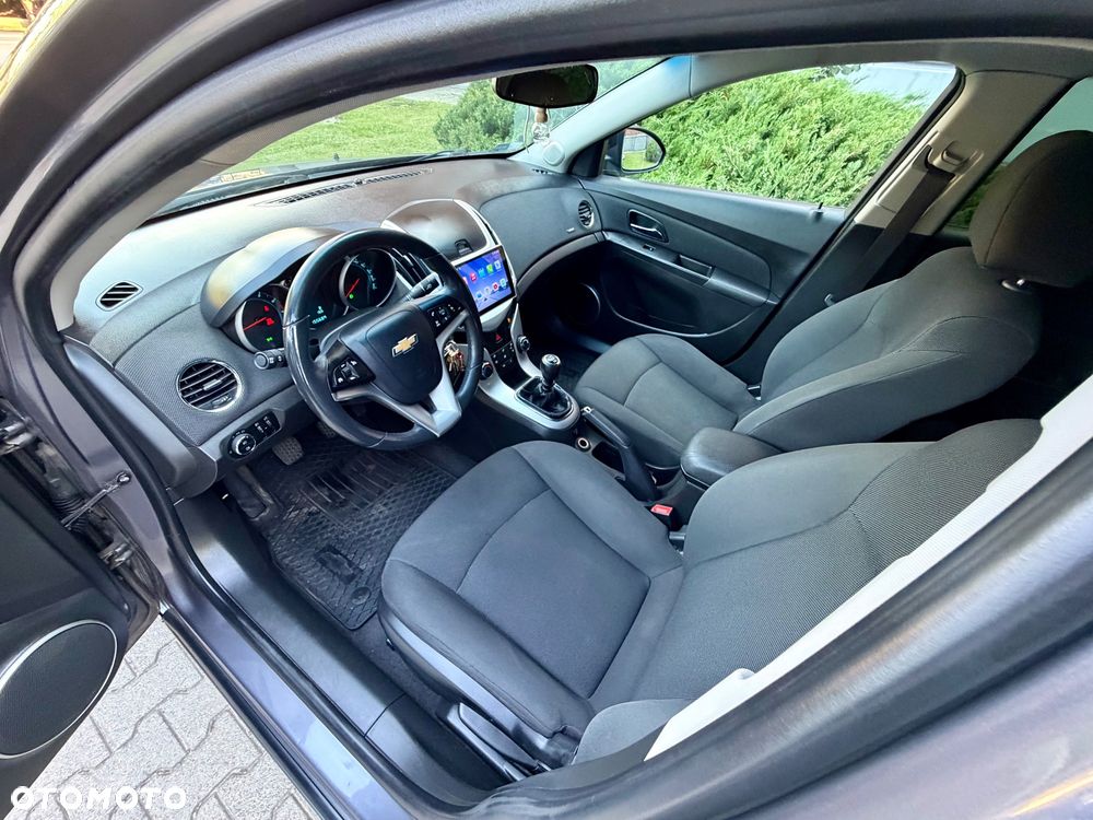 Chevrolet Cruze 1.8 LTZ - 7