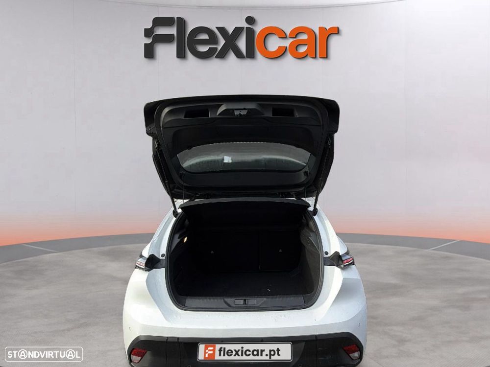 Peugeot 308 1.2 PureTech Allure EAT8 - 17