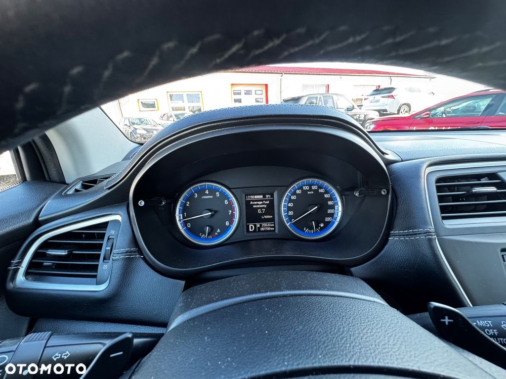 Suzuki SX4 S-Cross 1.6 Premium Plus 4WD CVT - 11