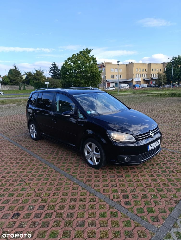 Volkswagen Touran 2.0 TDI DPF Comfortline - 4