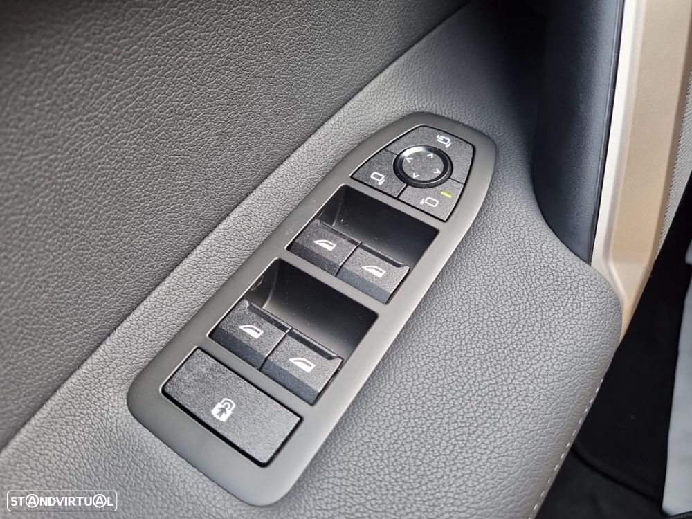 BMW iX xDrive 45 Pack Desportivo - 24